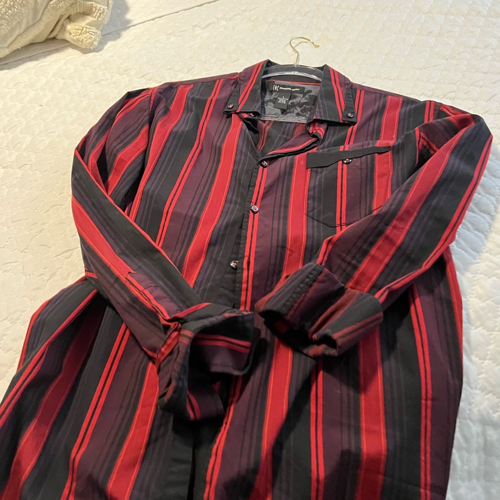 Shirt - Picture 4 of 5